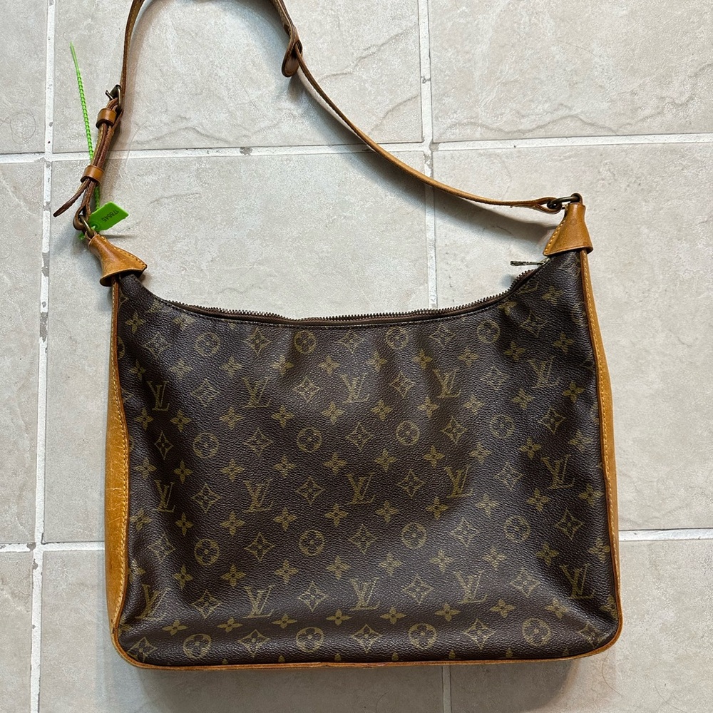 Authentic Louis Vuitton Hobo Bag